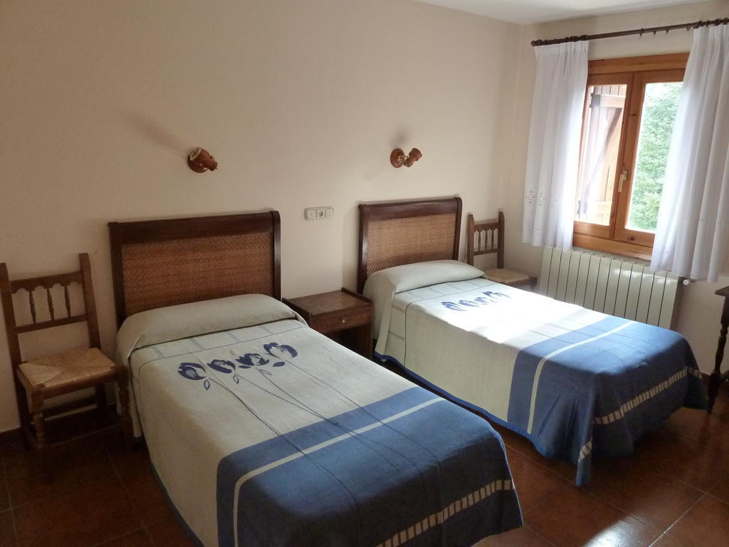 Apartahotel Faure Sallent de Gállego الغرفة الصورة